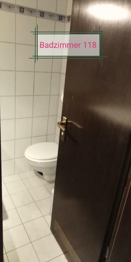 Sroom 118 And 119 In Center Reutlingen Exterior foto